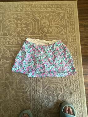 Lilly Pulitzer Luxletic Adlai Skort in Hottie Dottie Print